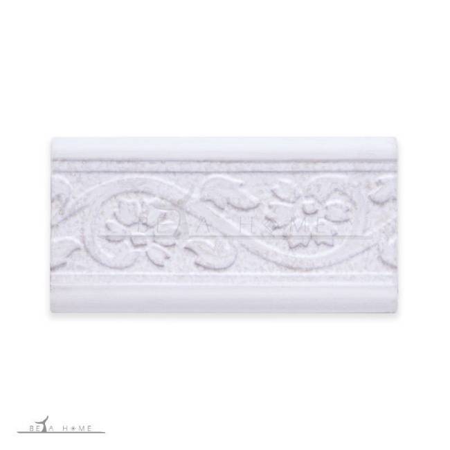 Flower pattern cream border tile