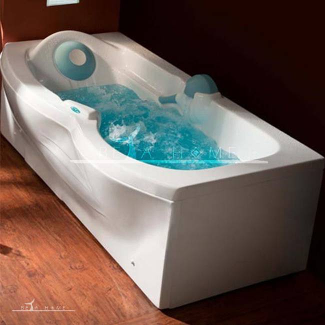 Elba whirlpool bath with massaging jets