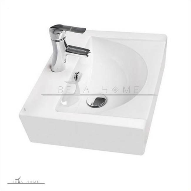 Yaris cabinet top square sink side