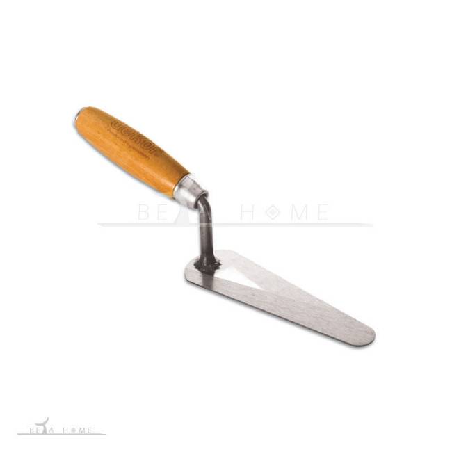 Cat tongue trowel for decorating